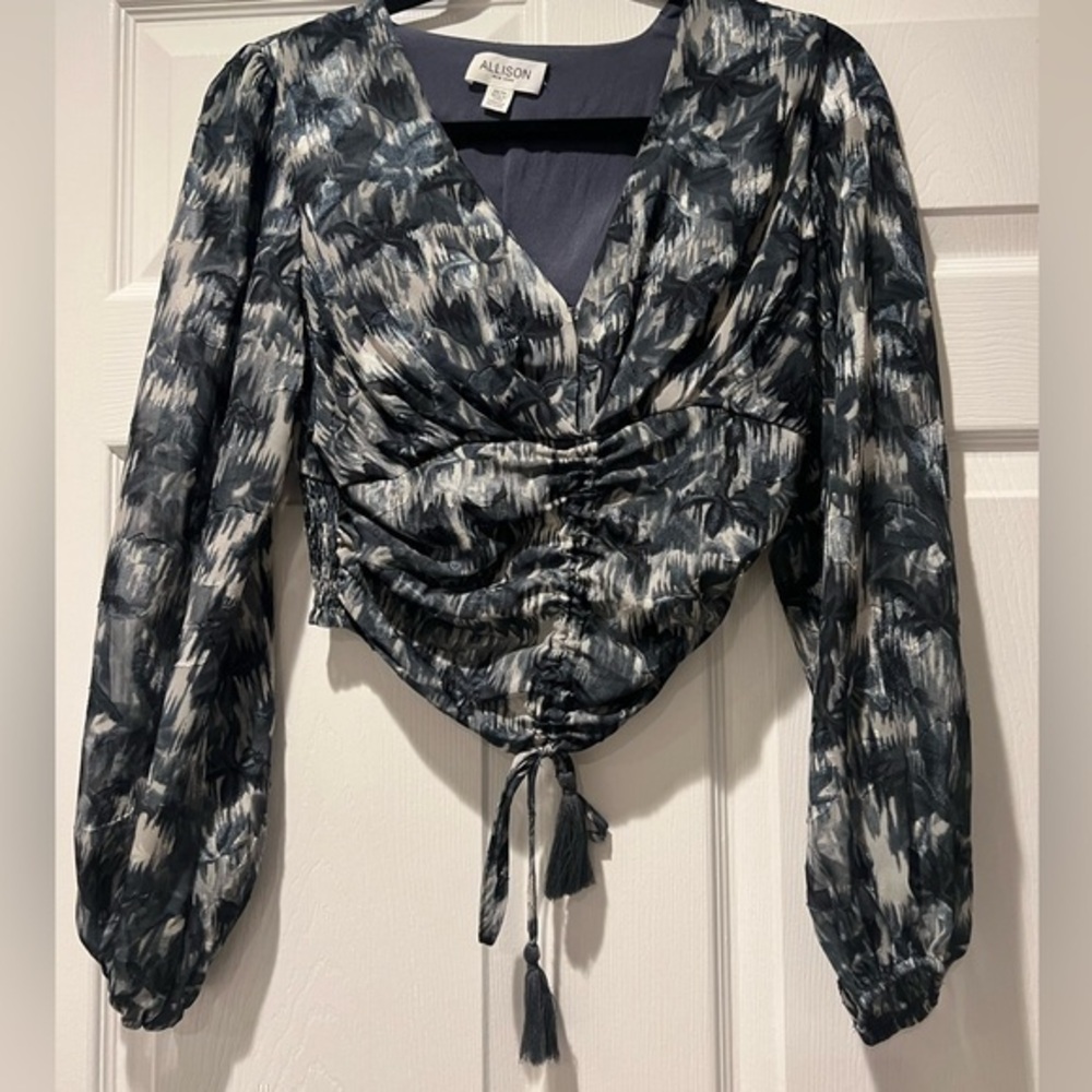 ALLISON RUCHED TOP SIZE XS - Picture 1 of 9